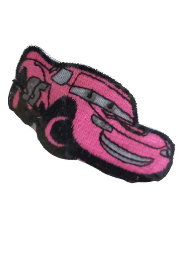 Aplike Ütü İle Yapışan Araba Pembe 95 Yazılı Arma 3x3 cm - Image 1