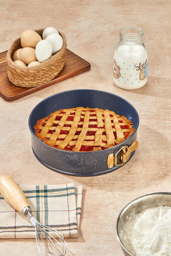 Cooker Kelepçeli Çelik Kek Kalıbı 24 Cm - Image 1