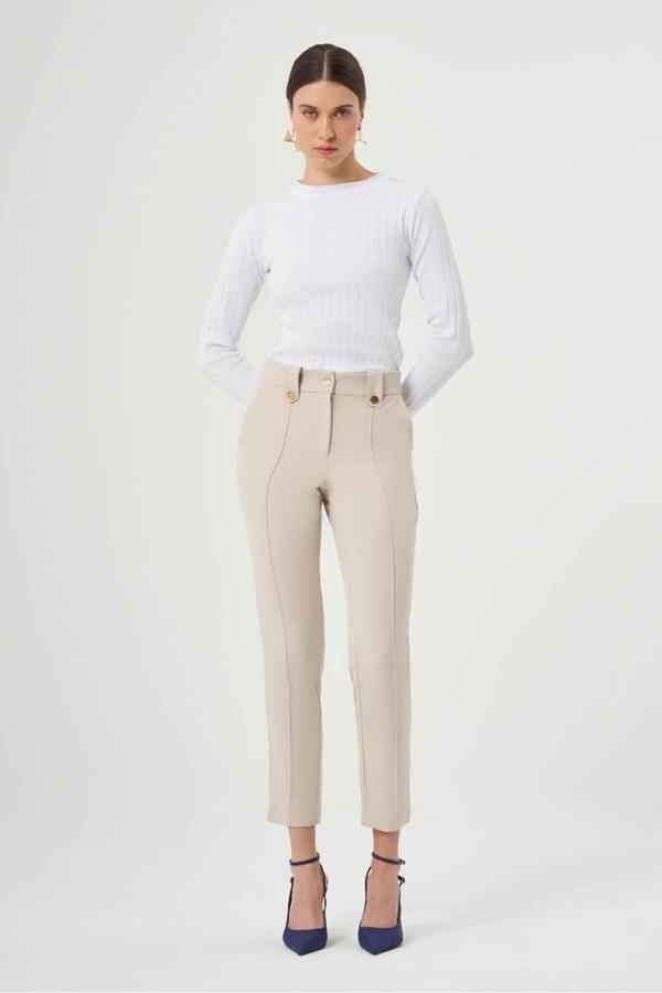 Mizalle Süs Düğmeli Bej Pantolon - Image 1