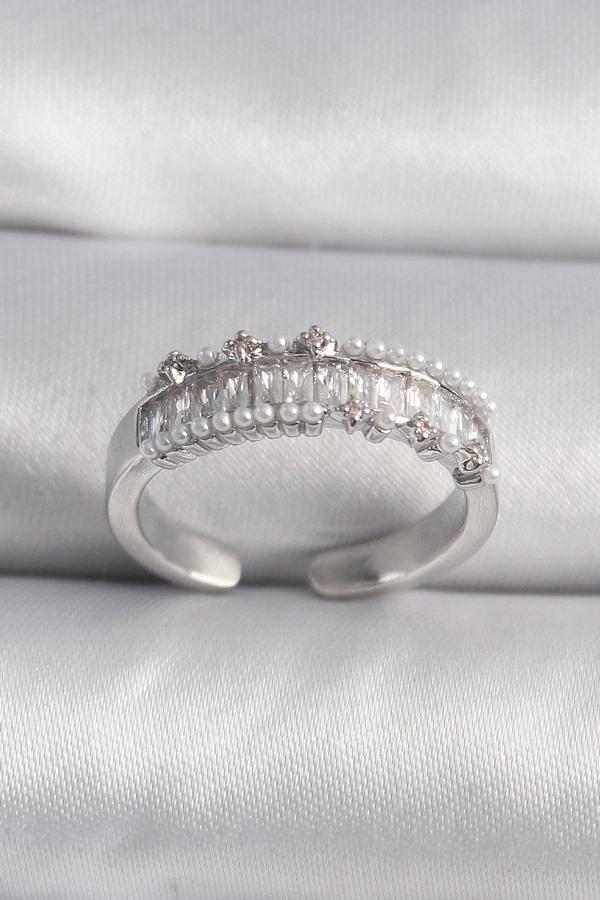 Pirinç Gümüş Renk Zirkon Taşlı İnci Detay VIP Seri Kadın Yüzük - Image 1