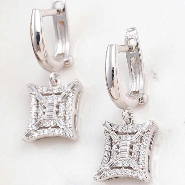 Supertrend Gümüş Kare Zirkon Taşlı Kadın Küpe - Image 1