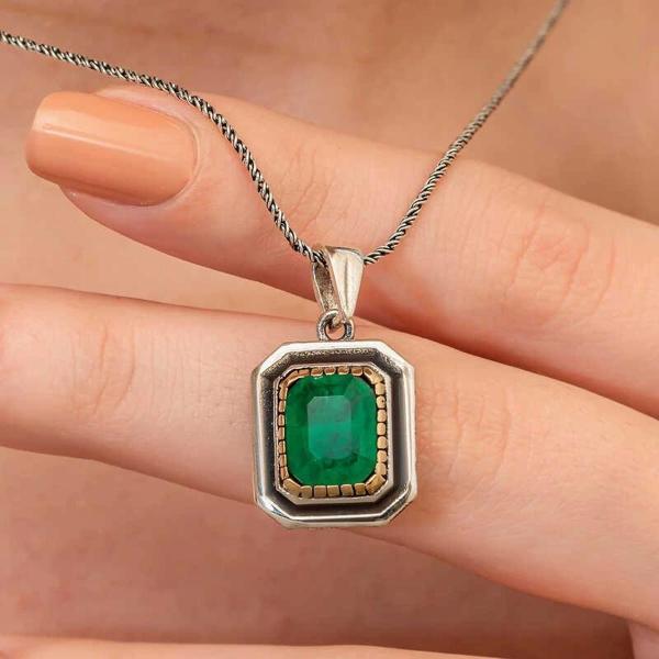 Supertrend Gümüş Yeşil Taşlı Otantik Kadın Kolye - Image 1