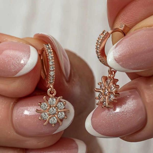 Supertrend Gümüş Rose Sallantılı Güneş Kadın Küpe - Image 1