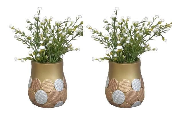 2 ADET VAZO DAHİL,VAZODA ÇİÇEK,BEYAZ YAPAY ÇİÇEK,VAZO DEKORATİF ALTIN PUANLI POLİRESİN 9X9X15CM   - Image 1