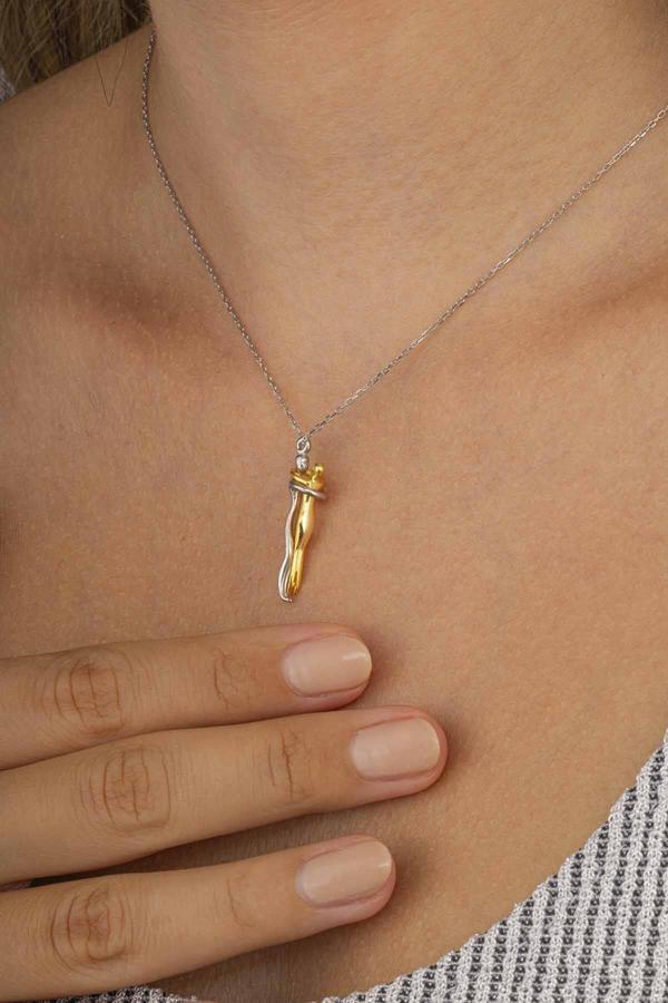 Gümüş Pazarım Sarılan Aşıklar Kadın Erkek Gümüş Kolye - Image 1