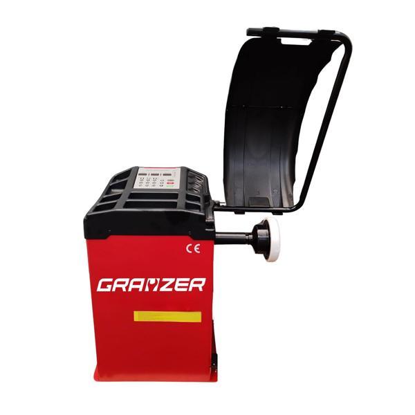 Grayzer 820 Otomatik Çap Uzaklık Ölçüm Sistemli Dijital Balans Makinası 10-24 İnç - Image 1