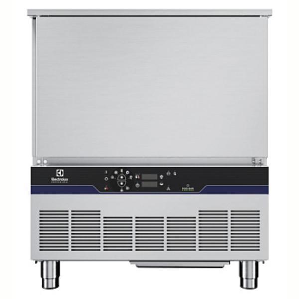 Electrolux Professional Skyline Chills Şok Soğutucu/dondurucu, 50/50kg, 10 Gn 1/1 Veya 600x400mm Tepsilere Uygun (29 Raylı, Ray Araları 30 Mm), Dokunmatik Ekran Kontrollü Ve Iot Mödülü EBFA11ET - Image 1