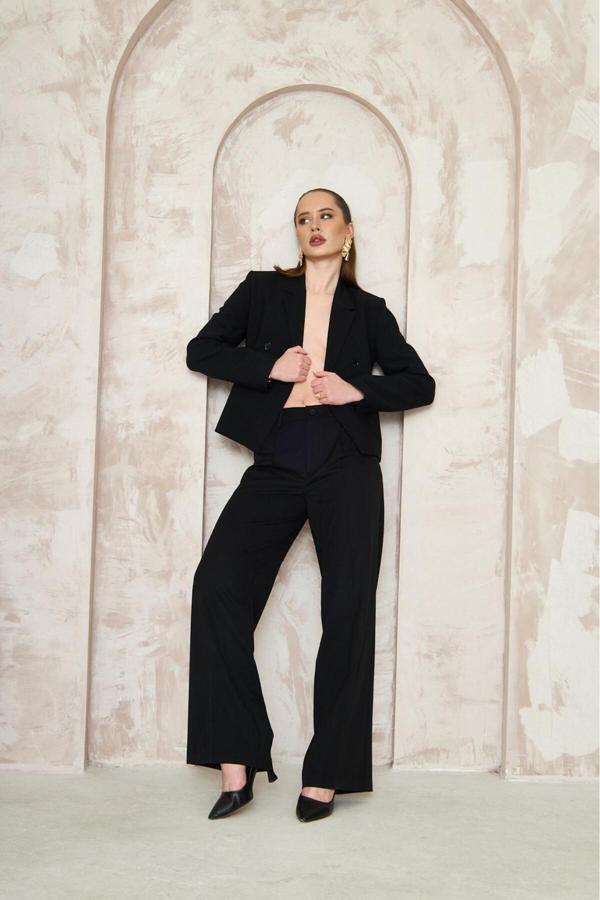 La Pante Siyah Düğmeli Kadın Ceket - Image 1