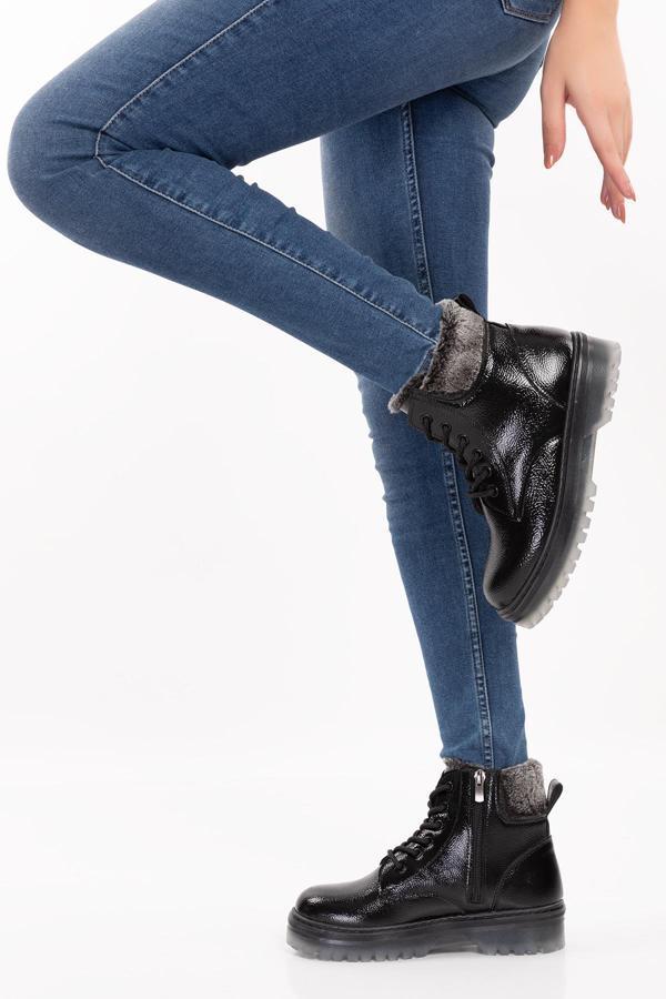 Siyah Kırışık Rugan Yünlü Fermuarlı Kız Çocuk Botu - Image 1