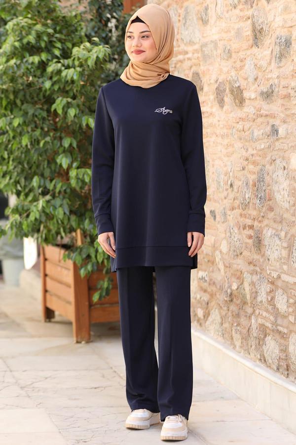 Cemre Tesettür Takım Lacivert - Image 1