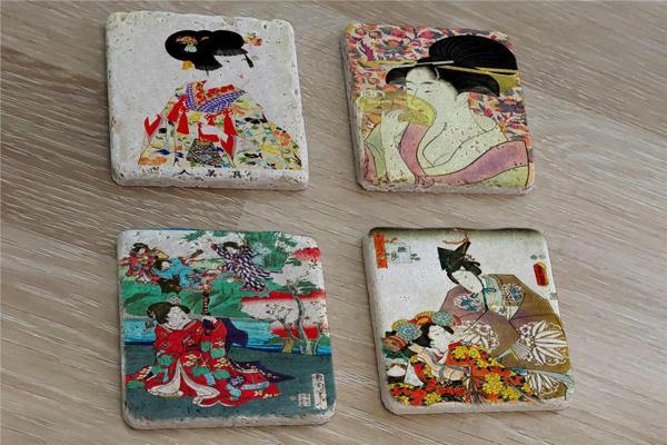 Japon Sanatı Kadınları Doğal Taş Bardak Altlığı 4'lü set - Natural Stone Coasters - Image 1