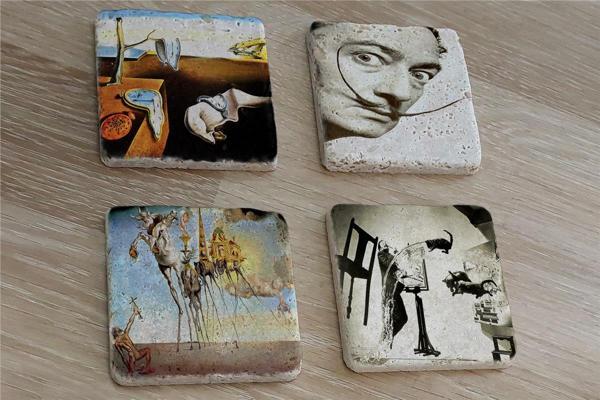 Salvador Dali Atomicus Potre ve Eserleri Doğal Taş Bardak Altlığı 4'lü set - Natural Stone Coasters - Image 1