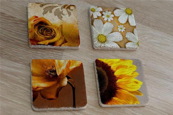 Sarı Gül ve Çiçekler Doğal Taş Bardak Altlığı 4'lü set - Natural Stone Coasters - Image 1