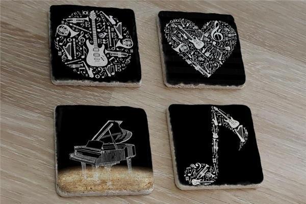 Siyah Beyaz Müzik Görselleri Doğal Taş Bardak Altlığı 4'lü set - Natural Stone Coasters - Image 1