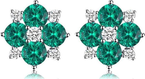 Zümrüt Taşlı Elegant Stylish Night Kadın Gümüş Küpe - Image 1