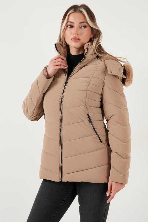 Lela Kapitoneli Slim Fit Çıkarılabilir Kapüşonlu Bayan Mont 497MARA BEJ - Image 1