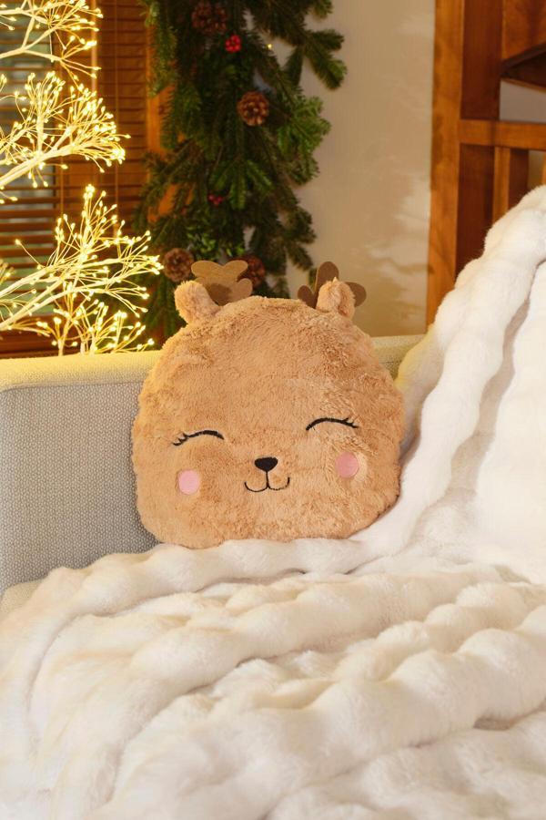 Karaca Home New Year Yılbaşı Geyik Şekilli Kırlent - Image 1