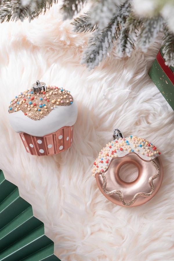 Karaca Home New Year Yılbaşı Donut Cupcake 2 Parça Ağaç Süsü Seti - Image 1
