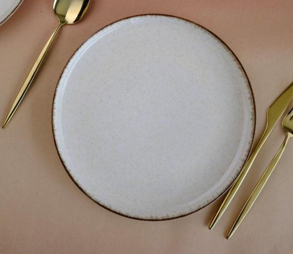 Kütahya Porselen Moderna Tarçın Pasta Tabağı 21cm Tekli - Image 1