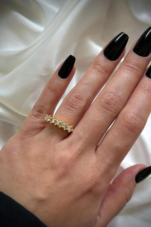 Yeni Sezon 7 Taş Sıra Zirkon Taşlı Tasarım Model Ayarlanabilir Kadın Çelik Yüzük - Image 1