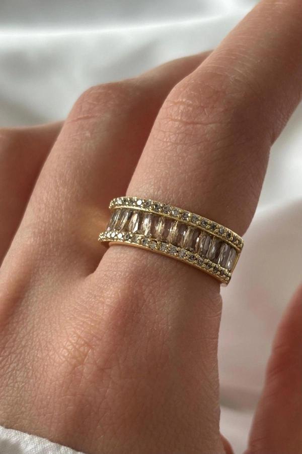 Premium Seri Baget Taşlı Yarım Tur Tasarım Ayarlanabilir Kadın Yüzük - Image 1