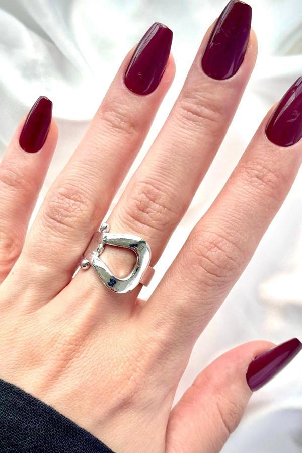 Premium Seri Belt Tasarım Cilalı Ayarlanabilir Kadın Yüzük - Image 1