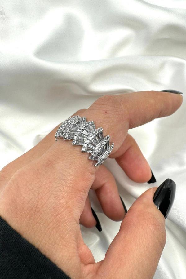 Yeni Sezon Trapez Taşlı Tasarım Model Ayarlanabilir Kadın Çelik Yüzük - Image 1