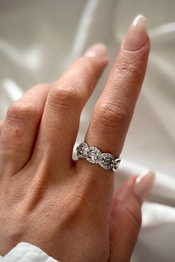 Oval Tasarım Zirkon Taşlı Kadın Yüzük - Image 1