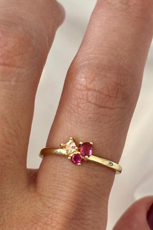 İthal Seri Renkli Zirkon Taşlı Zarif 3 Taşlı Tasarım Ayarlanabilir Kadın Çelik Yüzük - Image 1