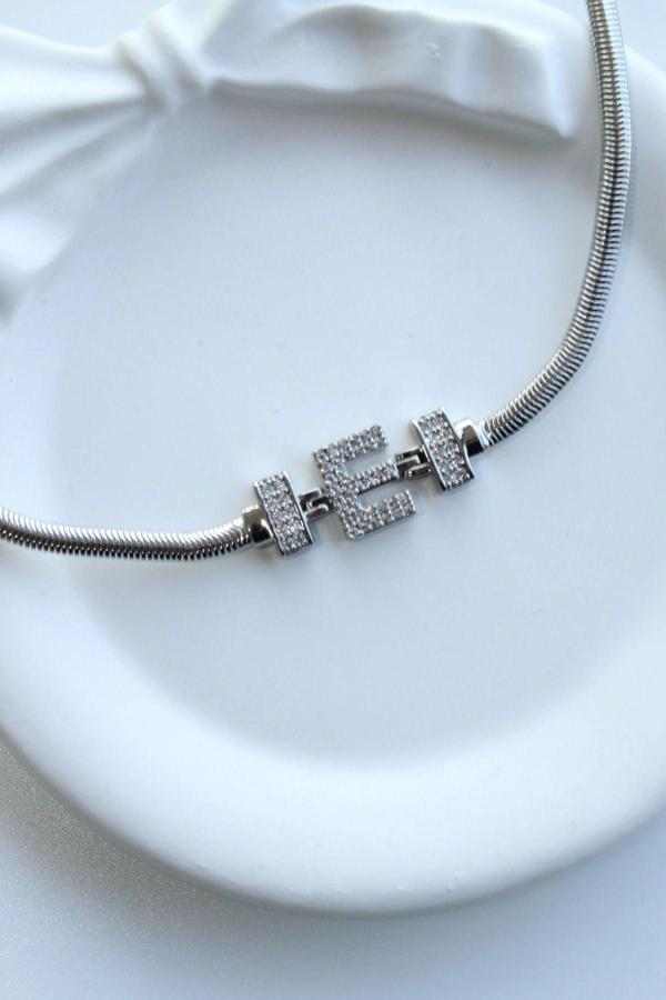 İthal Seri E Harfi Balık Sırtı Zincirli Kadın Çelik Bileklik Kararmaz Renk Atmaz - Image 1