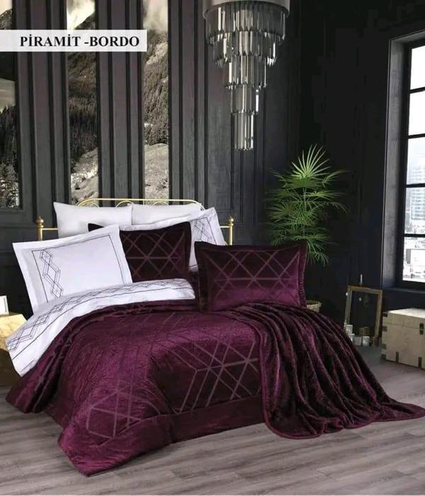 Ecosse 10 Parça Çeyiz Seti (Battaniye+Nevresim Takımı+Yatak Örtüsü)-Piramit Bordo - Image 1