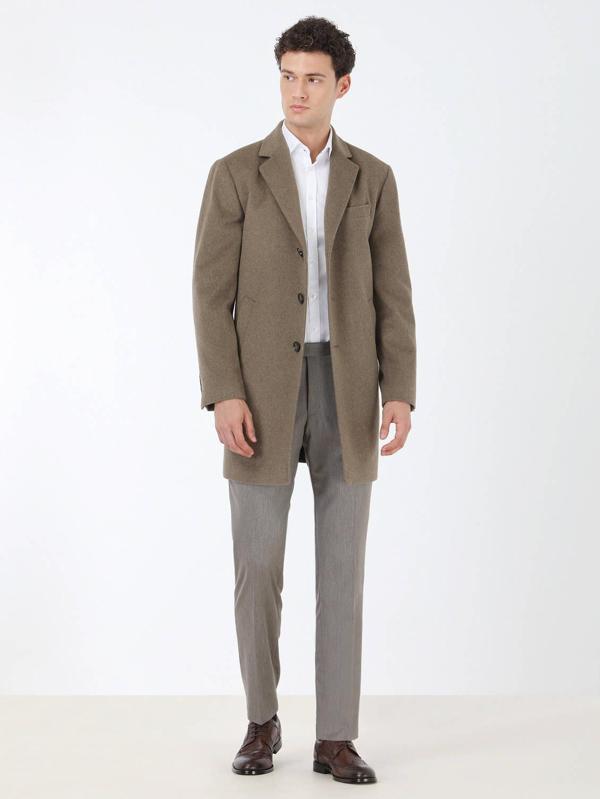 Açık Kahve Regular Fit Kelebek Yaka Klasik Dokuma Palto - Image 1
