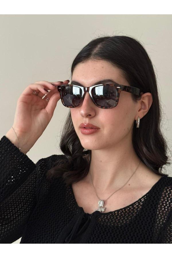 Atelier Emine Leopar Desen Güneş Gözlüğü - Image 1