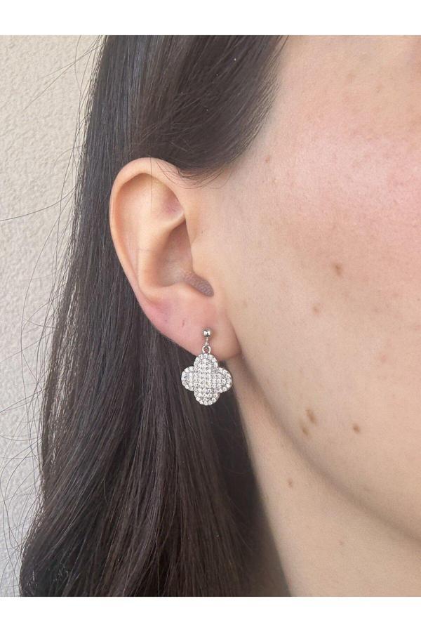 Atelier Emine Taş Kaplama Yonca Küpe - Image 1