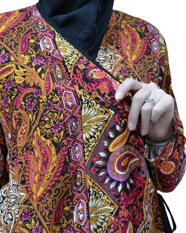 Etnik Desenli Kruvaze Namaz Elbisesi – %100 Viskon, Yandan Bağlamalı 36-46 Beden - Image 1