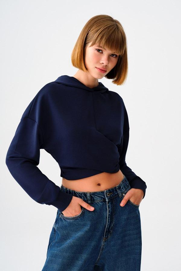 Loft Kadın Sweatshirt - Image 1