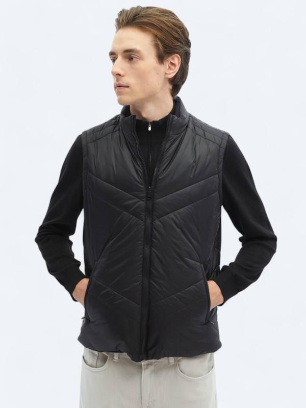 Siyah Regular Fit Gizli Kapüşon Casual Dokuma Spor Yelek - Image 1