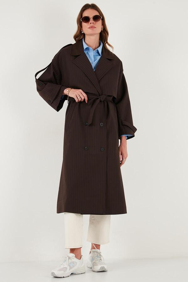 Lela Çizgili Oversize Kruvaze Yaka Kuşaklı Uzun Bayan Trençkot 6839583 KAHVE - Image 1