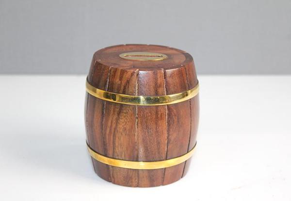 Pirinç Detaylı Fıçı Kumbara Model 1  - Image 1