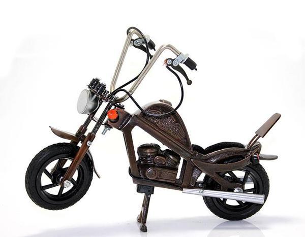 Metal Motor Model 2 - Image 1