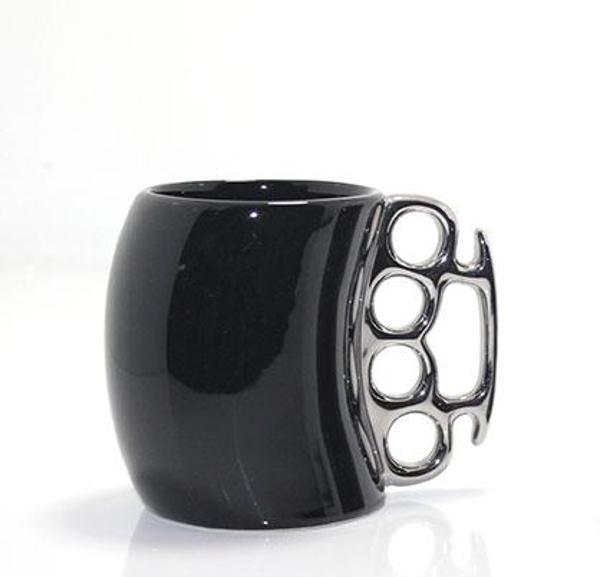 Porselen Muşta Tasarımlı Kupa Bardak Siyah  - Image 1