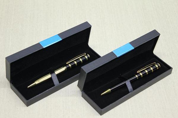 Kutulu Tekli Tükenmez Kalem Model 5  - Image 1