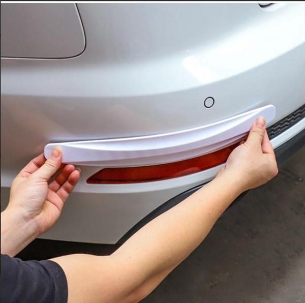 Araba Tampon Koruyucu Karbon Desenli Beyaz - Image 1