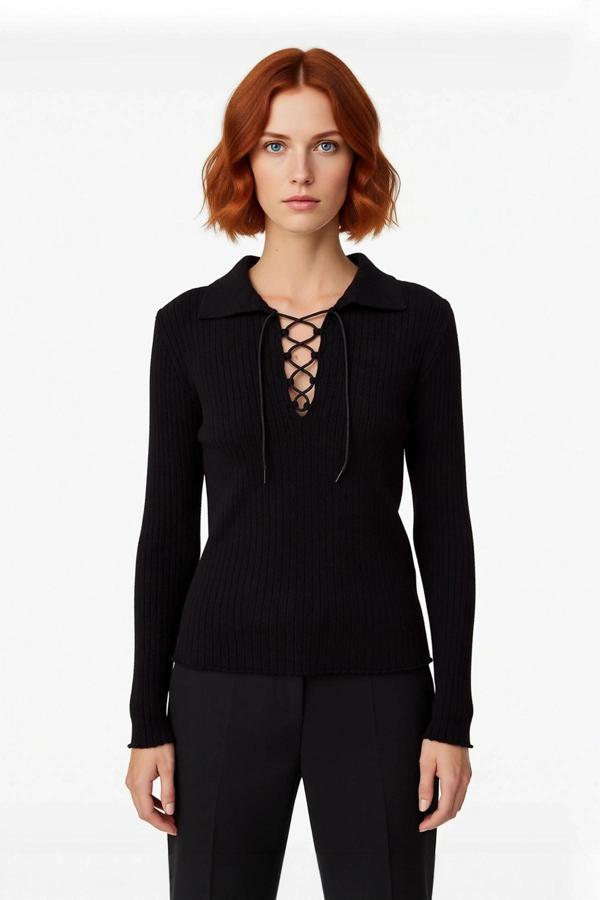 Kadın Siyah Fitilli Triko Üst Fitted Kesim Polo Yaka Bağlamalı Günlük Şık Kombinler İçin İdeal - Image 1