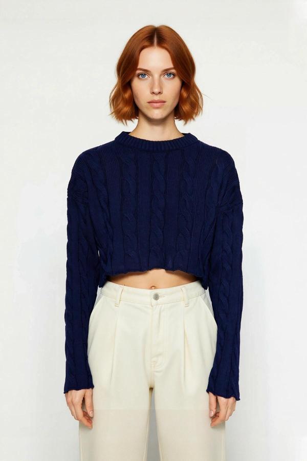 Kadınlara Özel Ekru Regular Kesim Süper Crop Saç Örgü Bisiklet Yaka Uzun Kol Akrilik Triko Kazak - Image 1