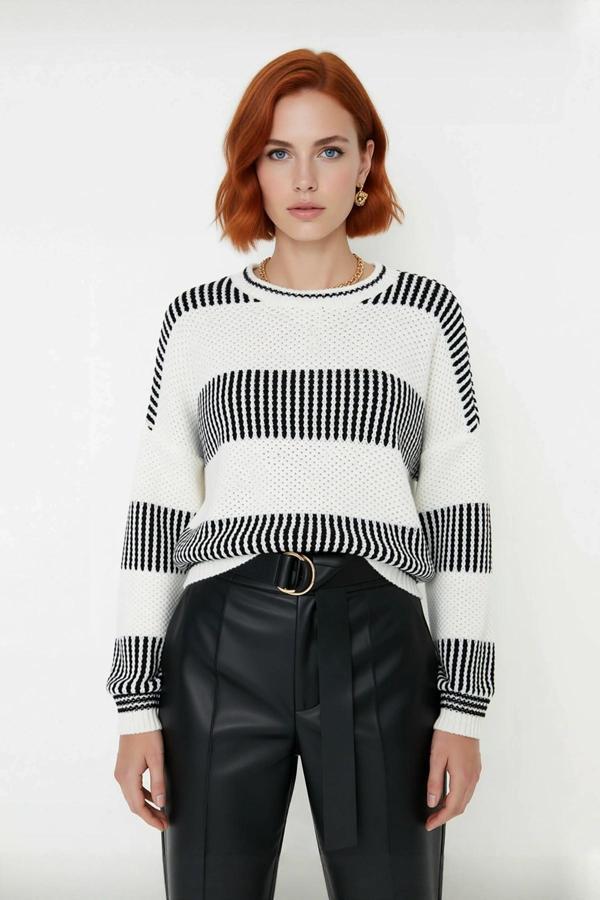 Kadın Rahat Kalıp Düşük Kol Bisiklet Yaka Renk Bloklu Akrilik Triko Kazak Günlük Kullanım Şıklığı. - Image 1