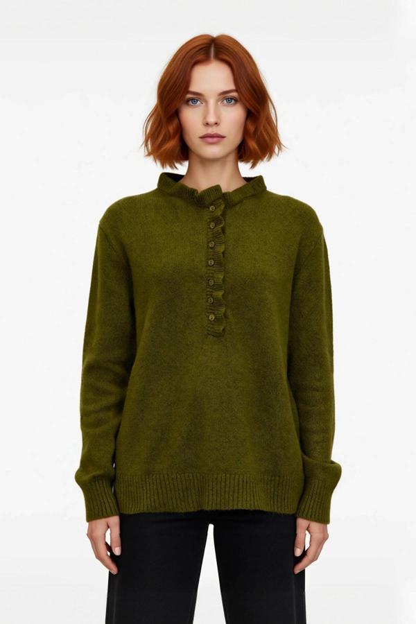 Kadın Regular Kalıp Düz Desen Bisiklet Yaka Düğme Detaylı Triko Kazak Kış Günleri İçin Konforlu - Image 1