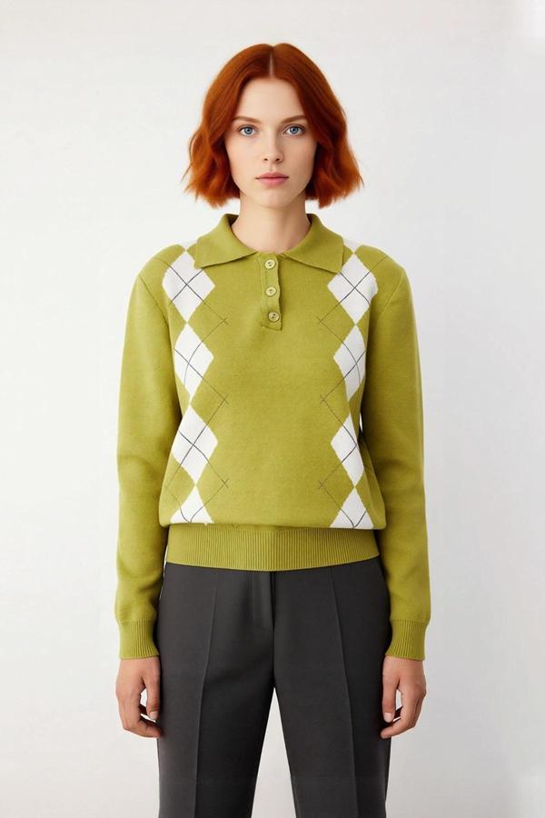 Kadın Soğuk Havaların Gözdesi Baklava Desenli Polo Yaka Triko Kazak Konforlu ve Şık Kaliteli - Image 1