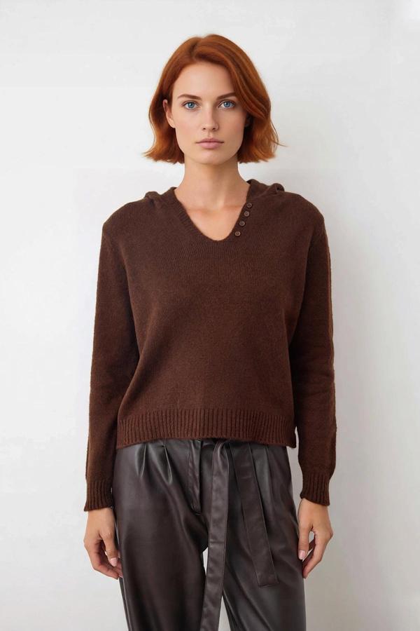 Kadın Düşük Kollu Kahverengi Oversize Triko Kazak Kapüşonlu V Yaka Detaylı Rahat Şıklık Kaliteli - Image 1