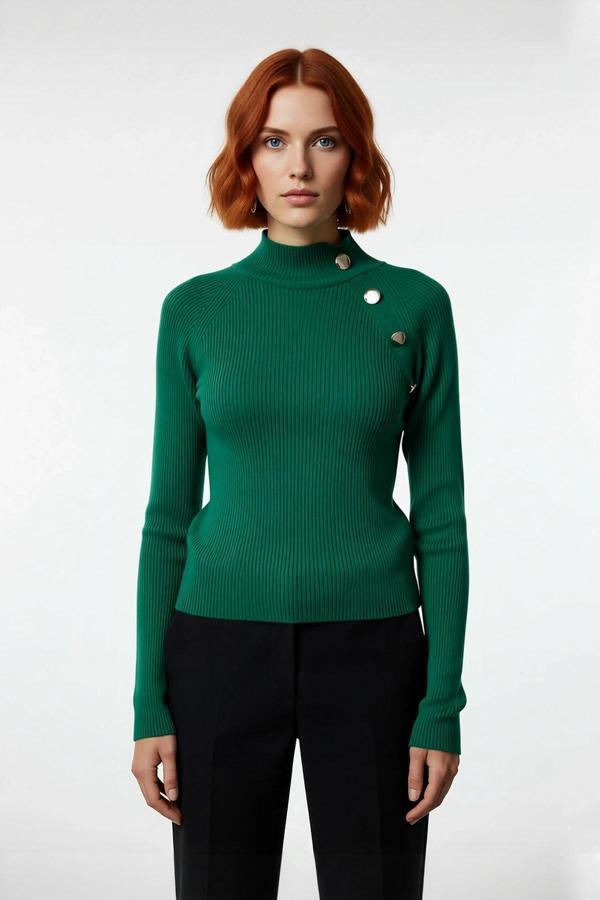 Kadın Şık Akrilik Fitted Kesim Dik Yaka Düz Desen Uzun Kol Triko Kazak Ofis ve Günlük Kullanım - Image 1